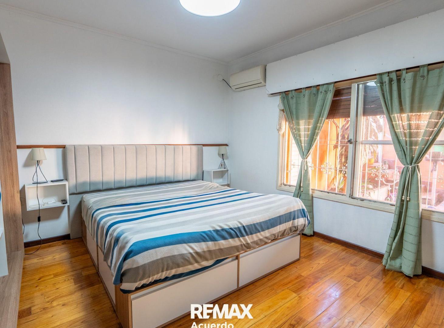 Foto de VENTA CASA 2 DORM PATIO PILE SAN NICOLAS APTA CRED, imagen 3