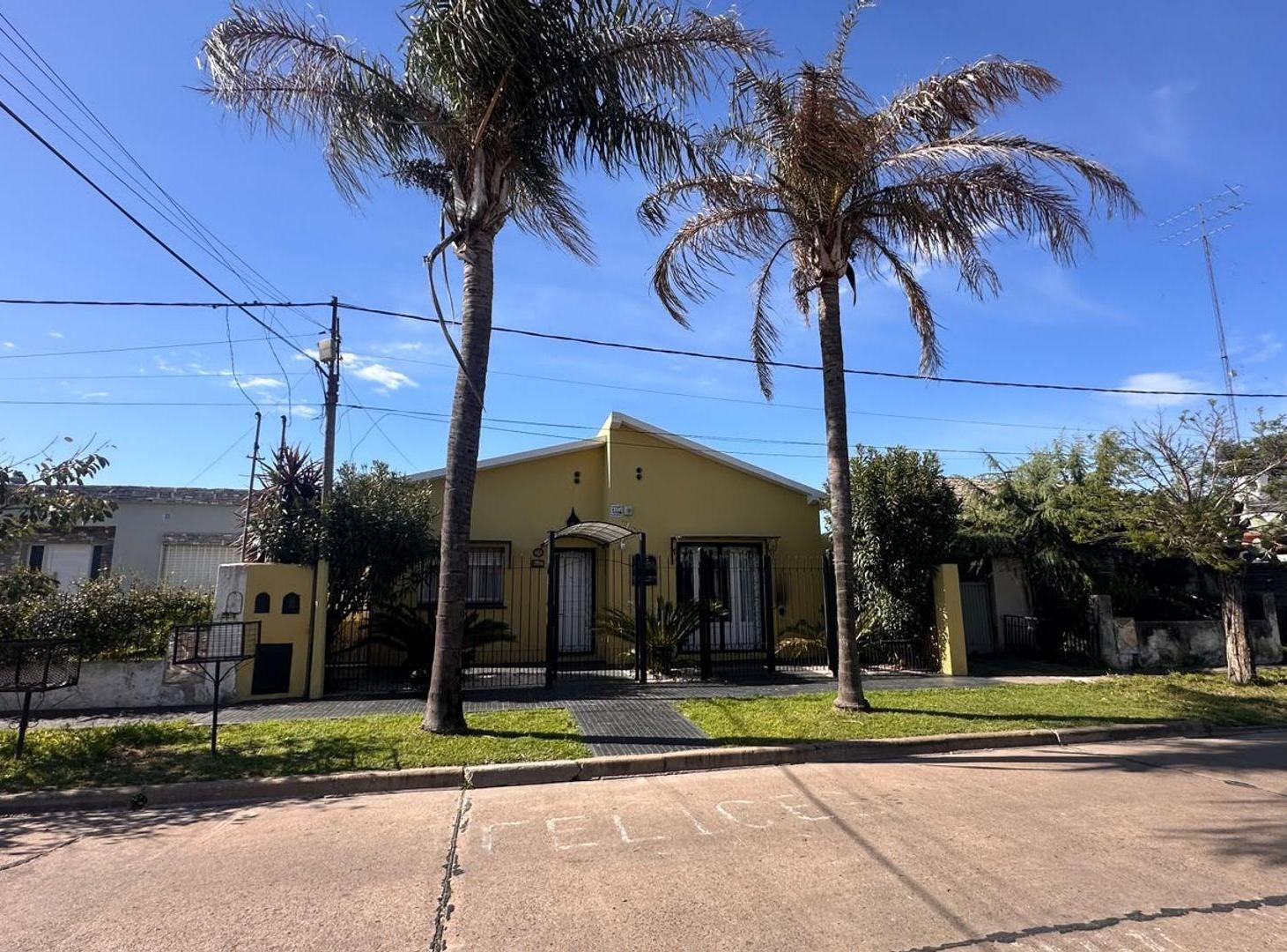 Foto de VENTA CASA LA EMILIA 2 HAB PILETA, imagen 3