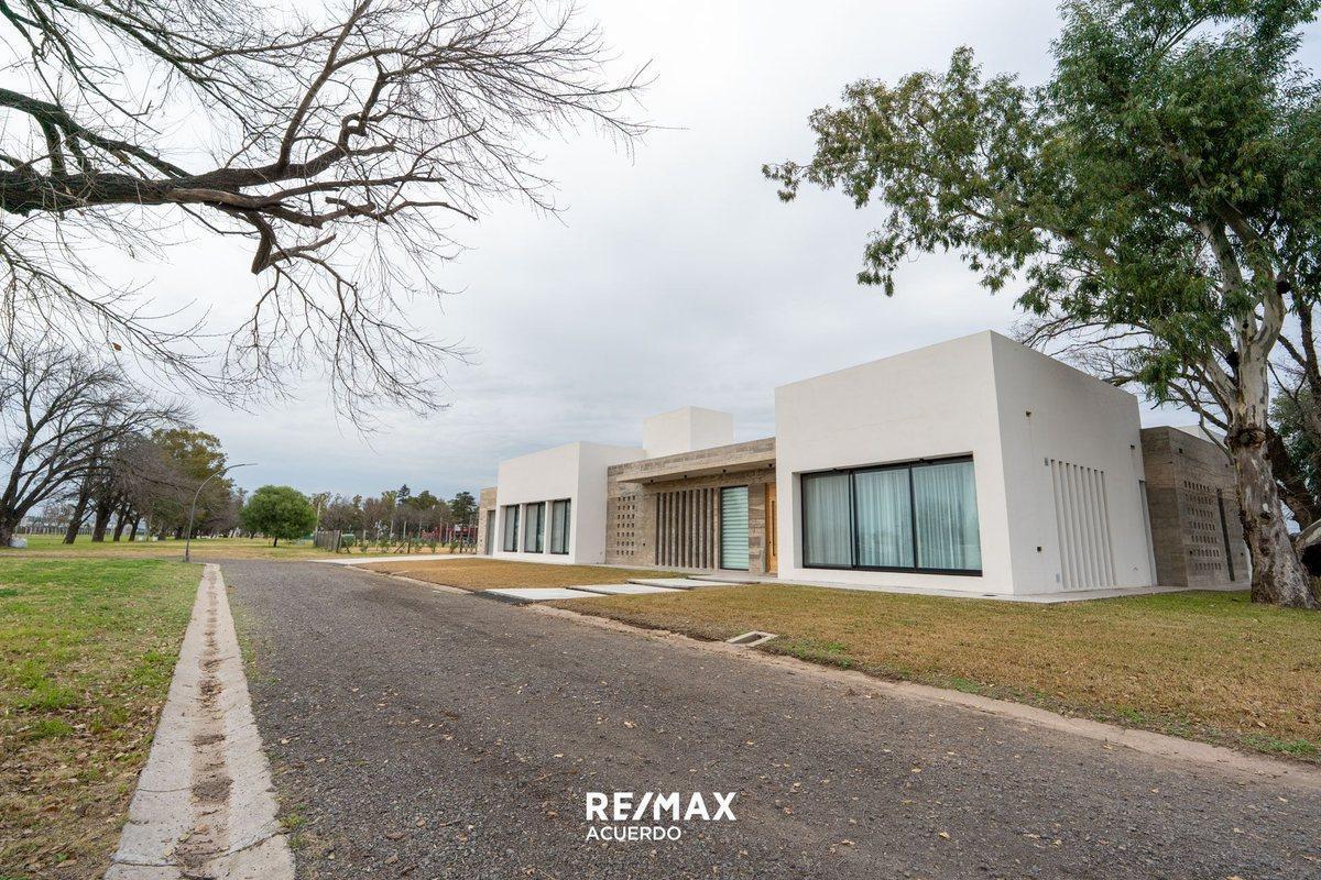 Foto de VENTA LOTE EN BRRIO CERRADO LA FORESTA SAN NICOLAS, imagen 5