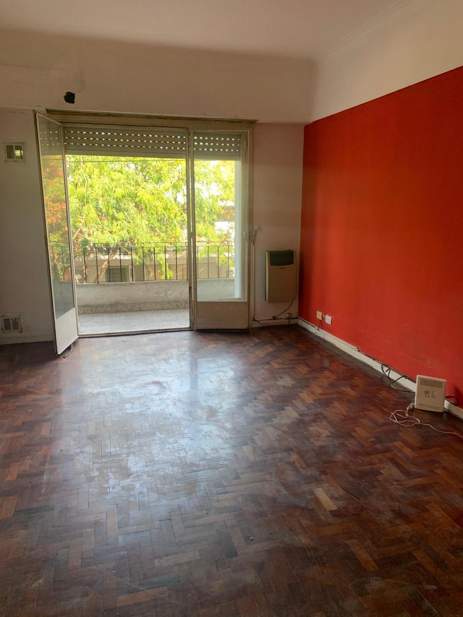 Foto de Departamento de 3 ambientes al frente con Balcon, imagen 2