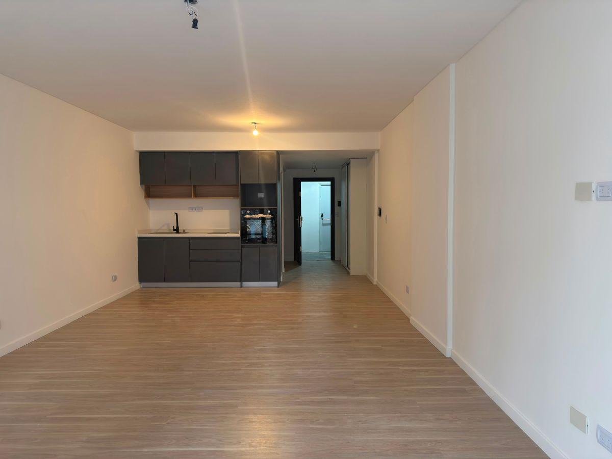 Foto de Venta Amplio Monoambiente con balcón a Estrenar, imagen 2