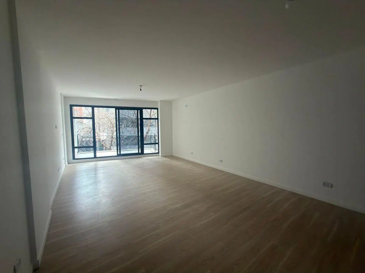 Venta Amplio Monoambiente con Balcón a Estrenar 3