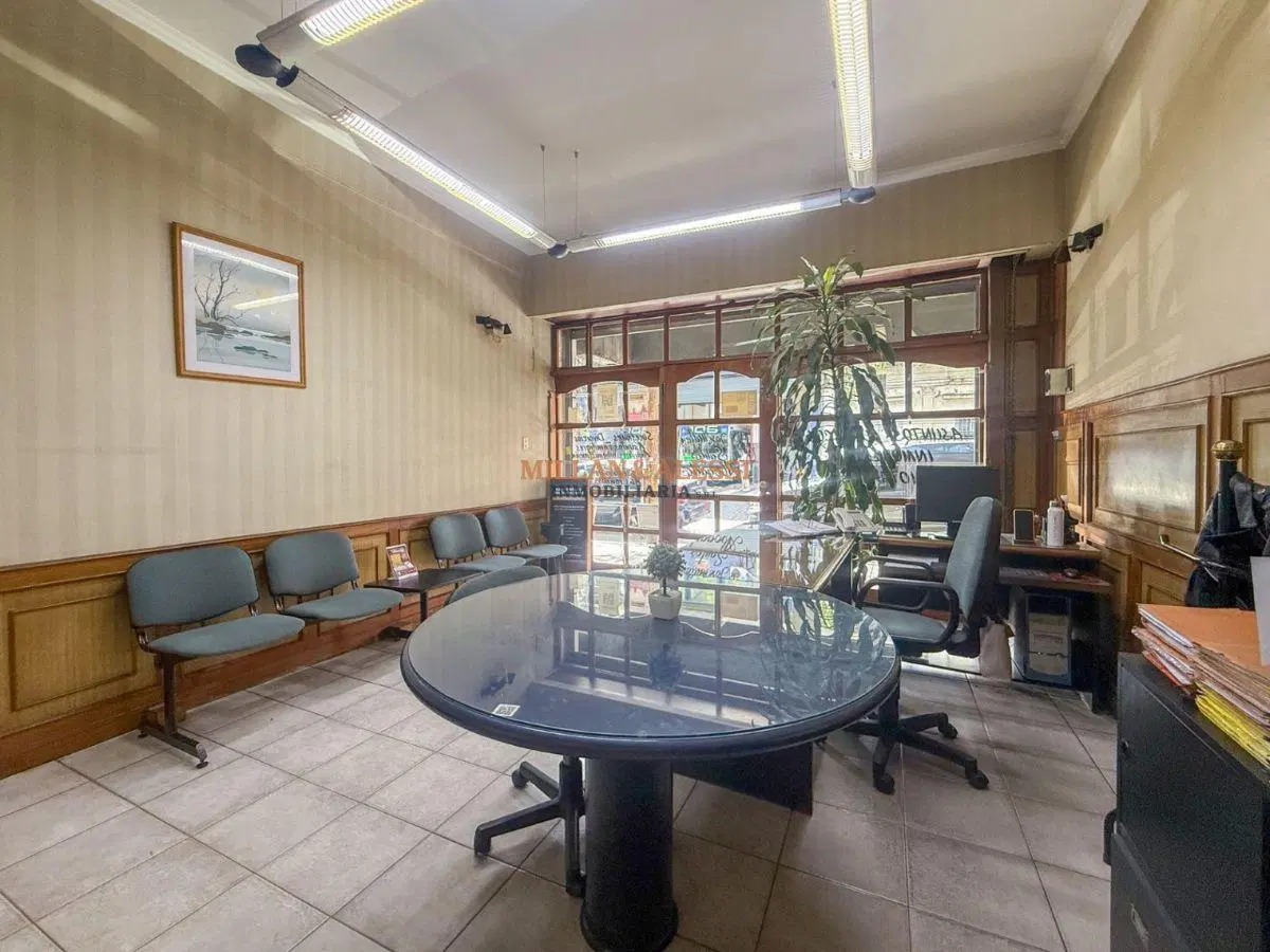 Venta local comercial en Liniers 2