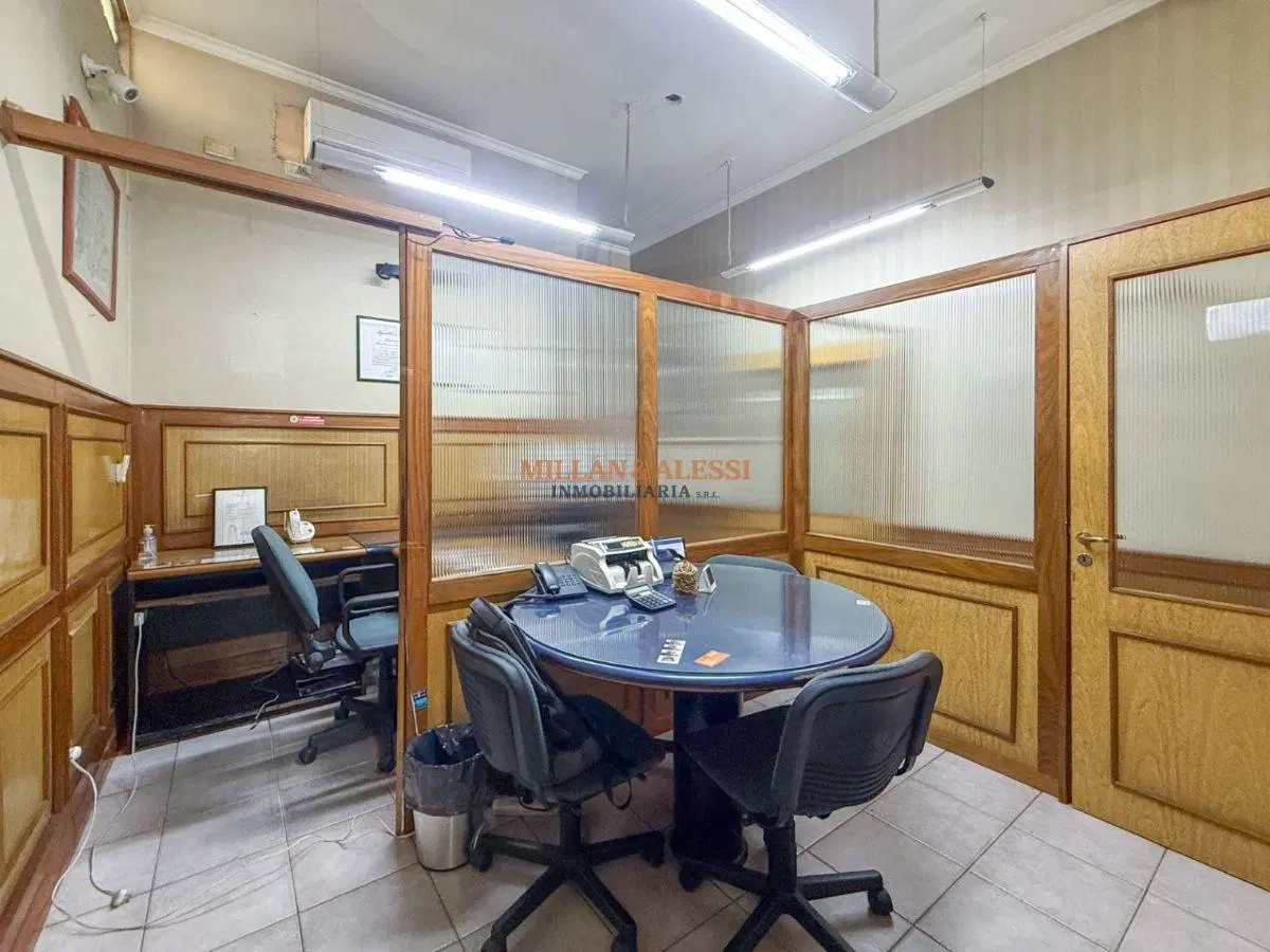Venta local comercial en Liniers 5