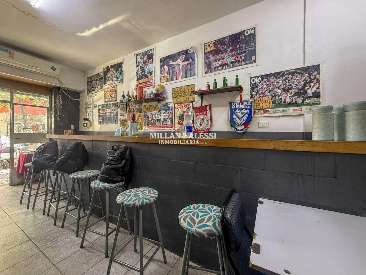 Venta Local en Liniers 1