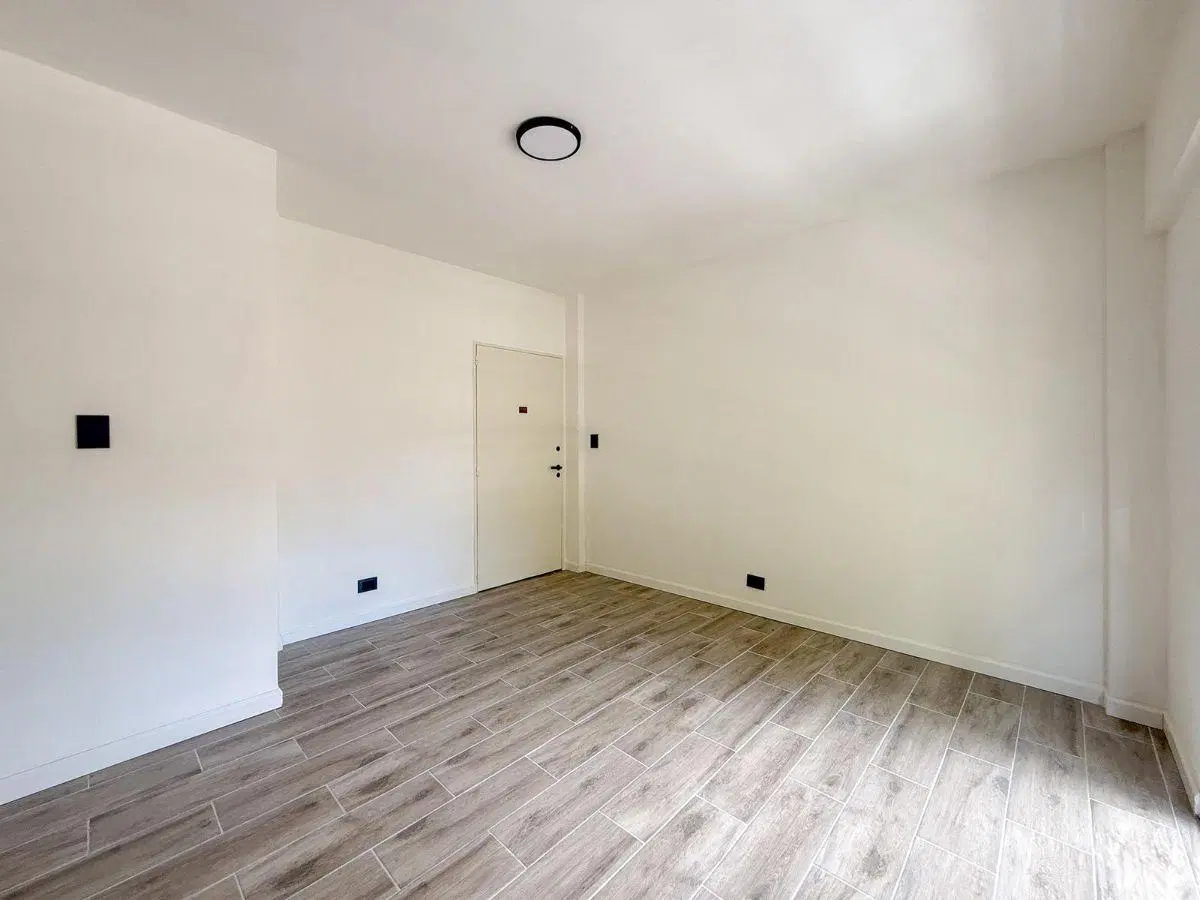 Departamento en venta 2 ambientes con balcón en Caballito 3