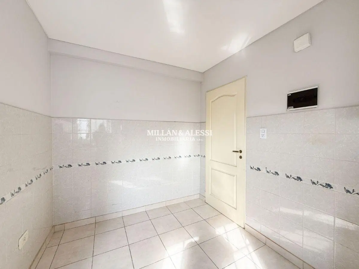 Venta 3 ambientes c/cochera en Villa Santa Rita 4
