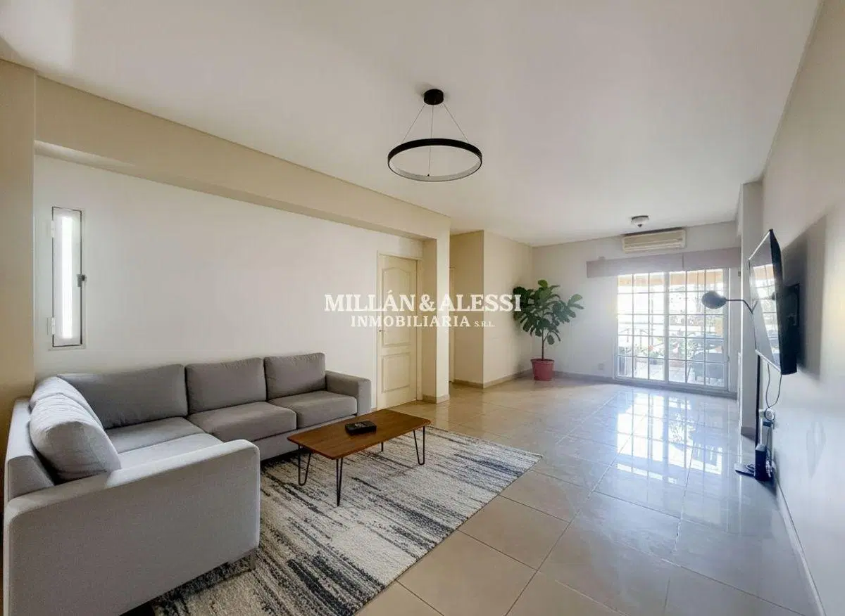 Venta 3 ambientes c/cochera en Villa Santa Rita 2