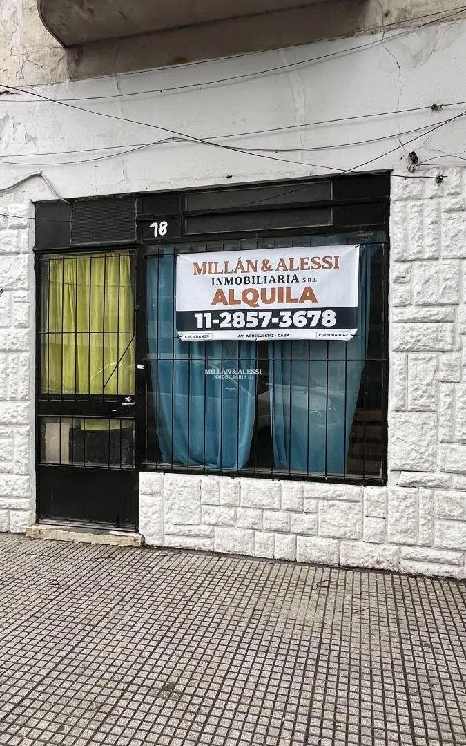 Local comercial en alquiler ubicado en Liniers 5