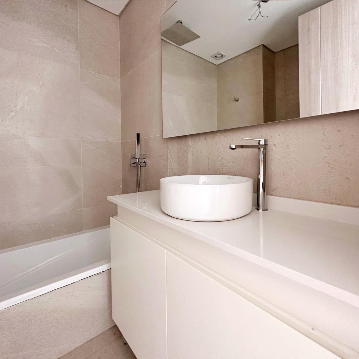 Venta departamento 3 ambientes en Yoo 4