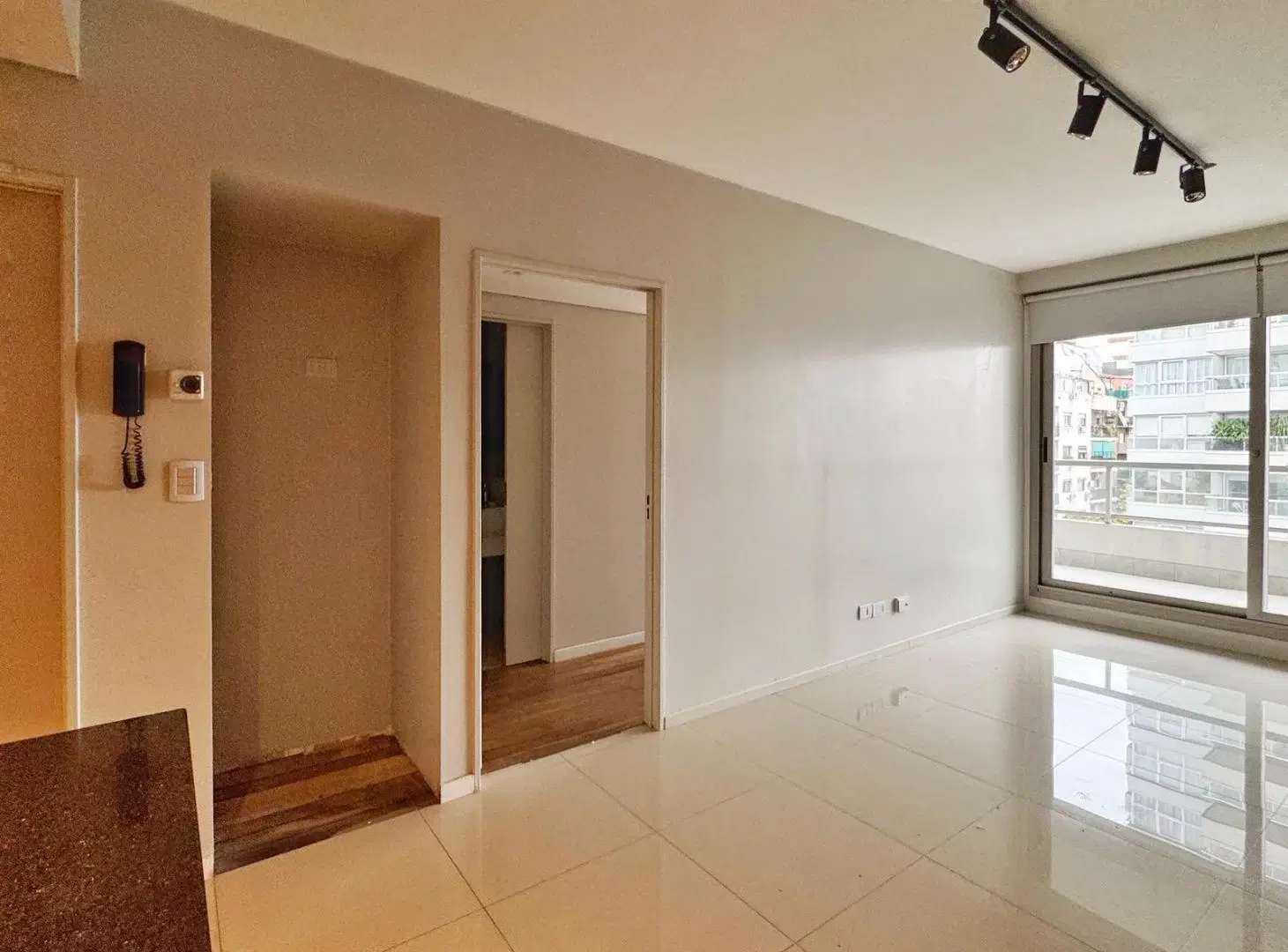 Venta dos ambientes con toilette Liberateur sobre Av. Libertador esquina Sucre Belgrano 4