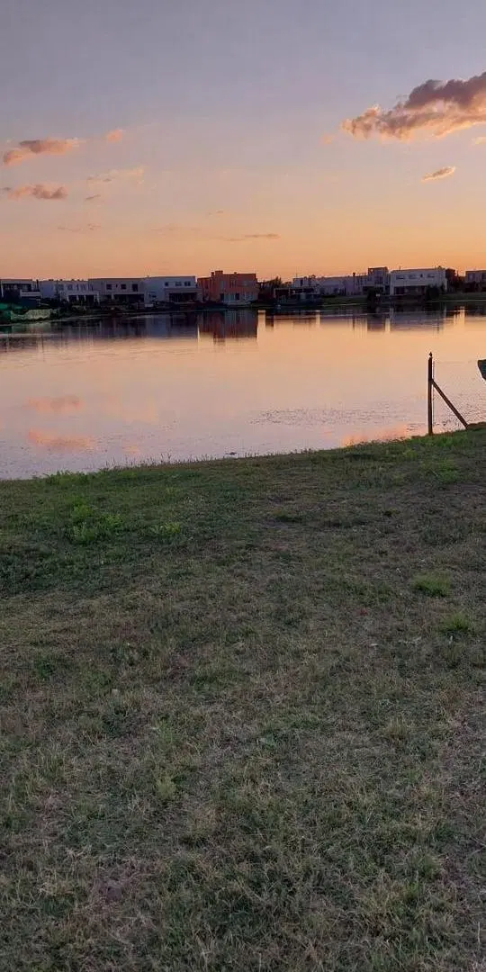 Venta Lote al agua en Barrio Santa Ana - Villanueva 2