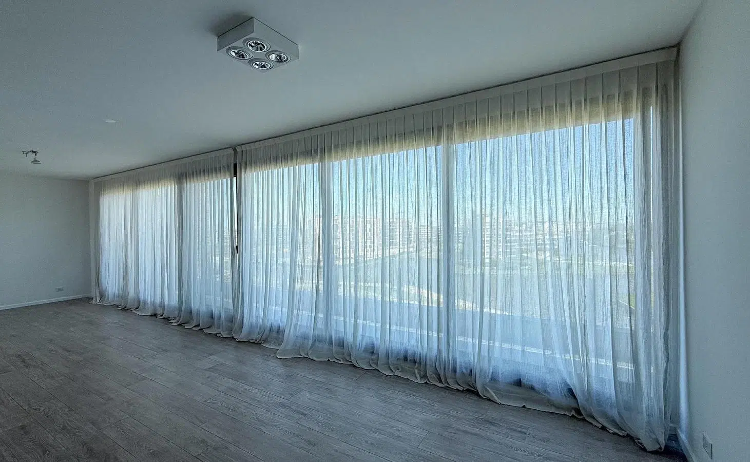 Alquiler Departamento con dependencia y terraza propia Vilago Nordelta 3