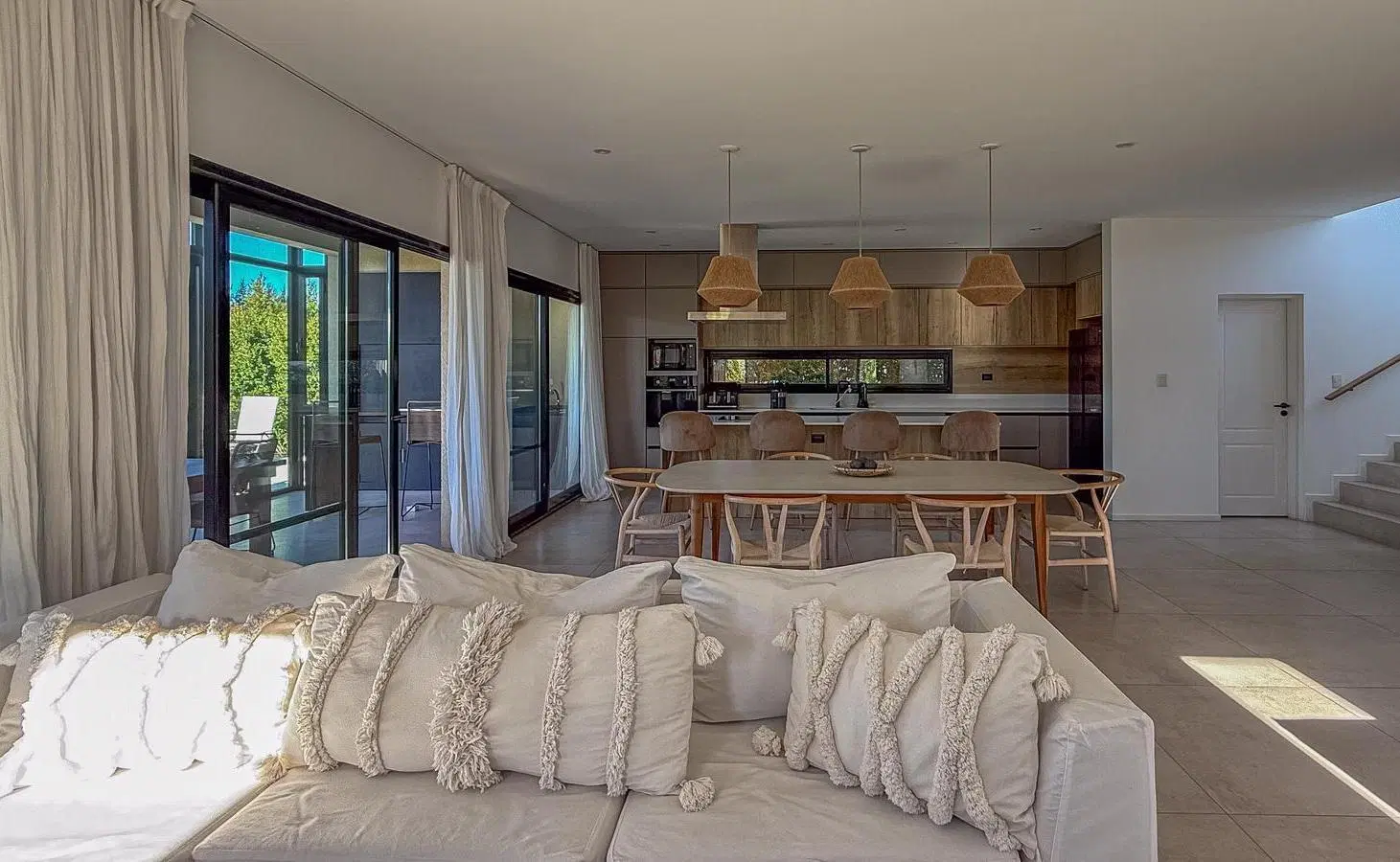 Casa en venta  con muebles  3 dormitorios escritorio  en Carpinchos Nordelta 5