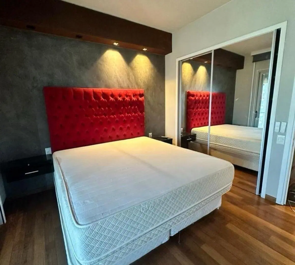 Venta Departamento 2 ambientes amoblado con 2 cocheras - Yoo Nordelta 5
