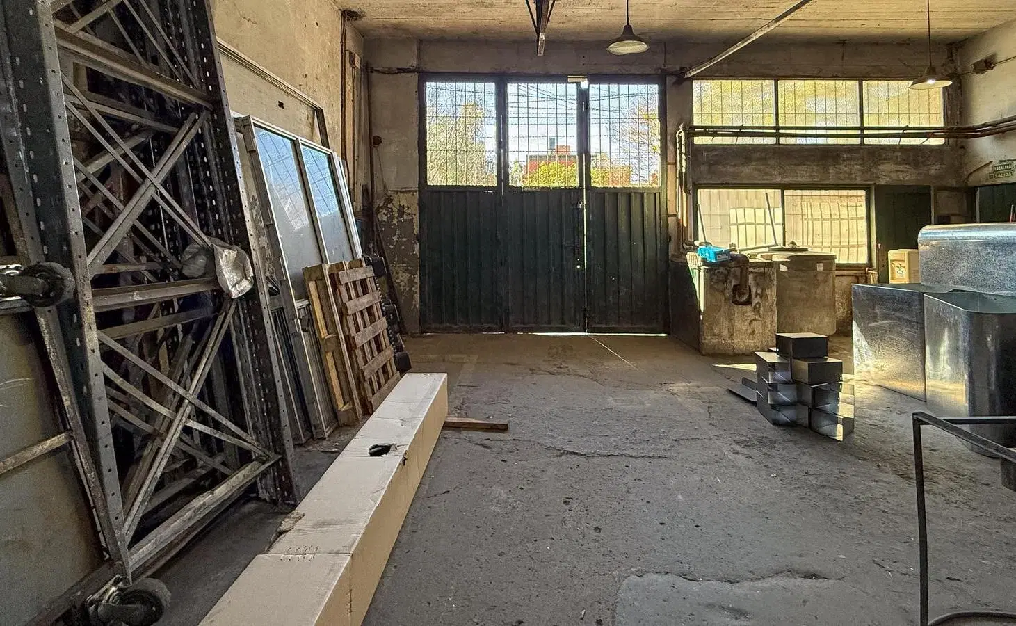 Galpón en venta en Olivos 4
