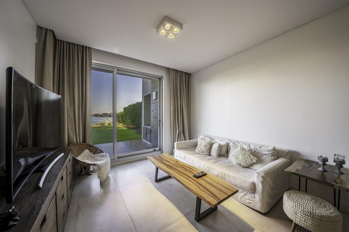 Foto de Venta departamento con jardin al lago en Yoo Nordelta, imagen 3