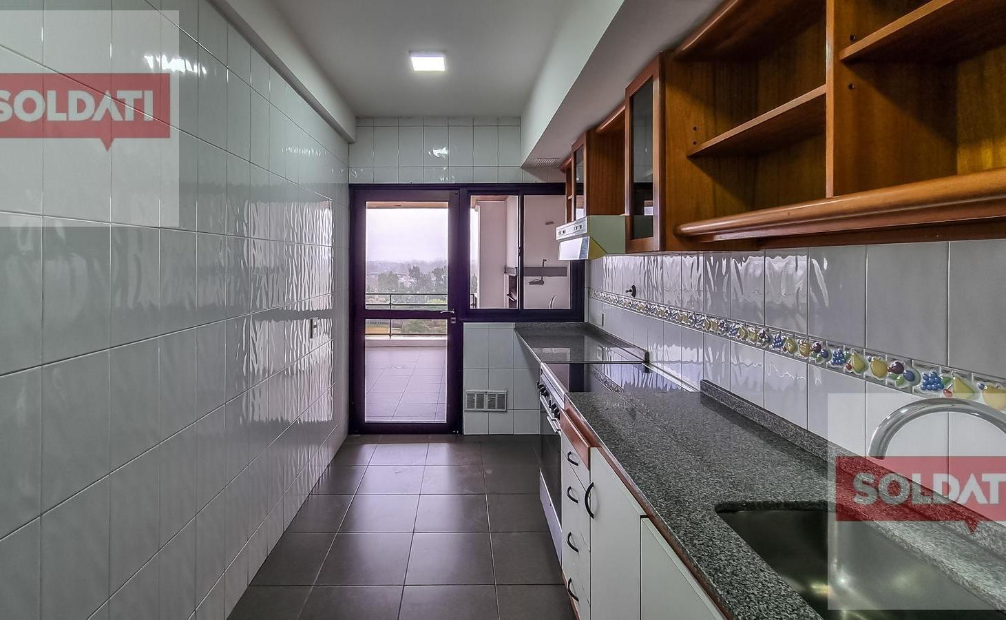 Foto de Departamento en Venta en Marinas Golf, imagen 5