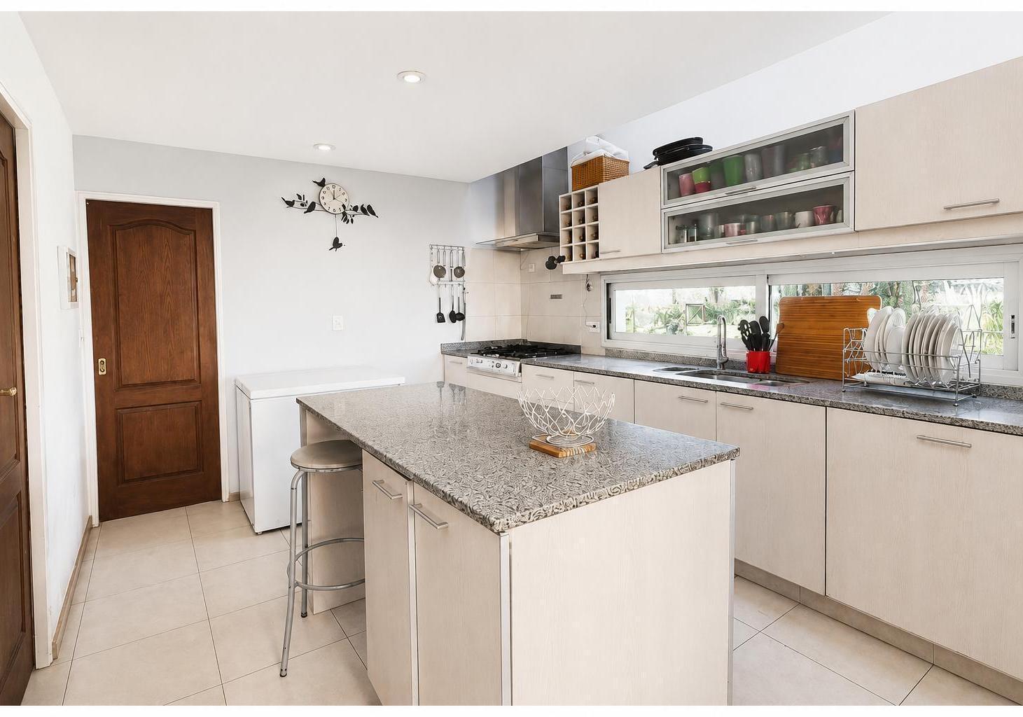 Foto de Casa en venta 6 ambientes en Haras Santa María - Los Eucaliptos, imagen 2