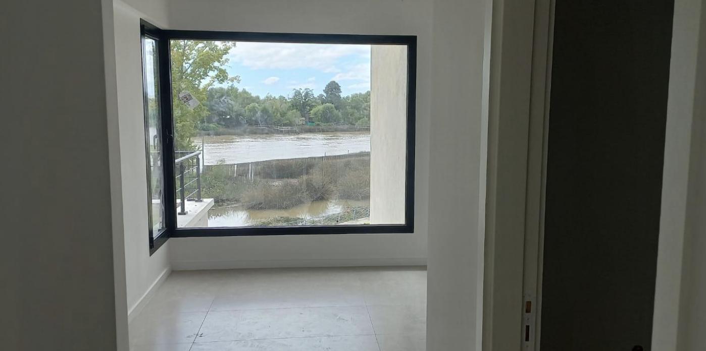 Foto de Departamento a estrenar con terraza propia y vista al rio - Albanueva, imagen 2