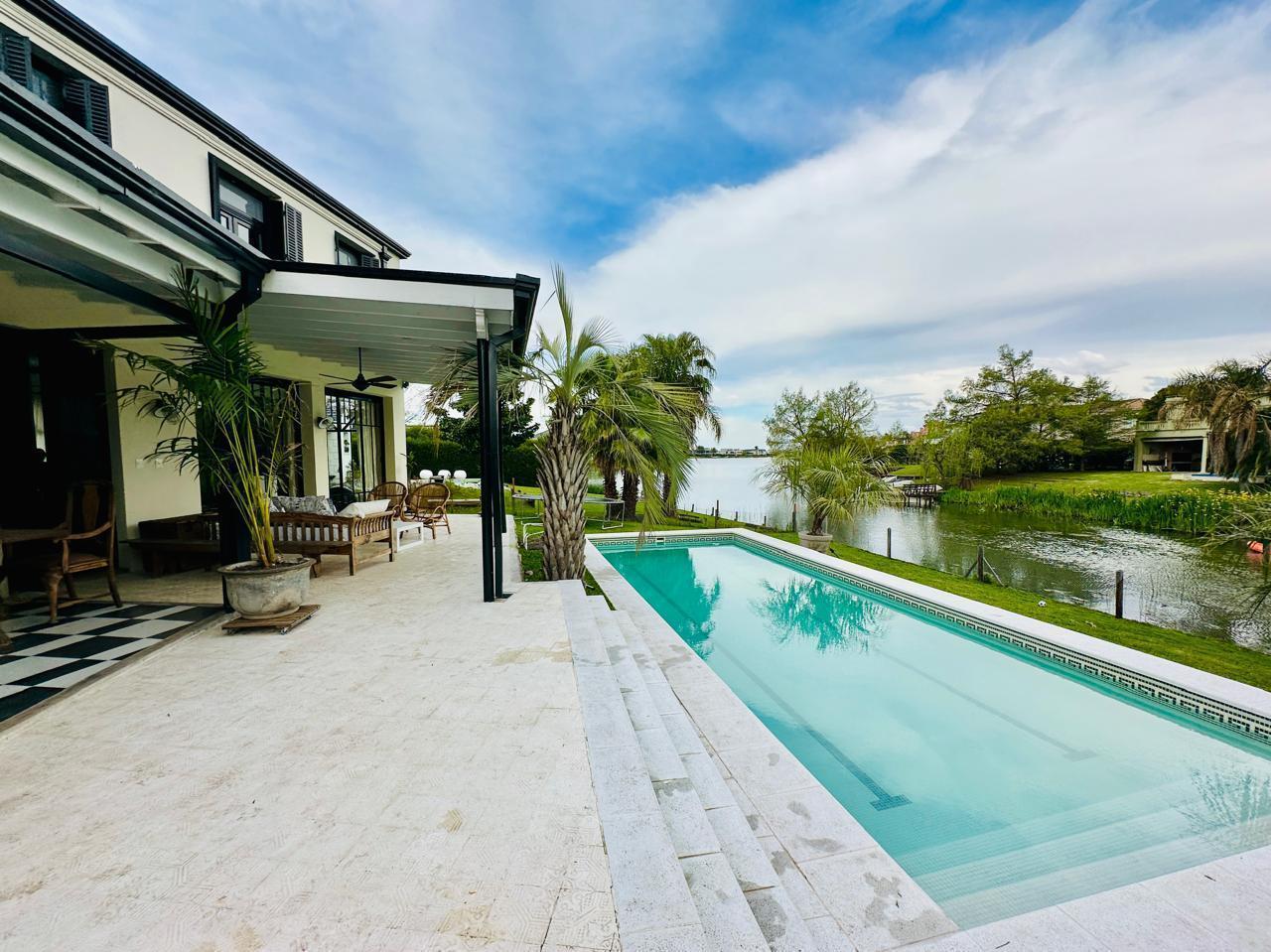Foto de Casa al lago en alquiler Enero 2027. Barrio Castores - Nordelta, imagen 1