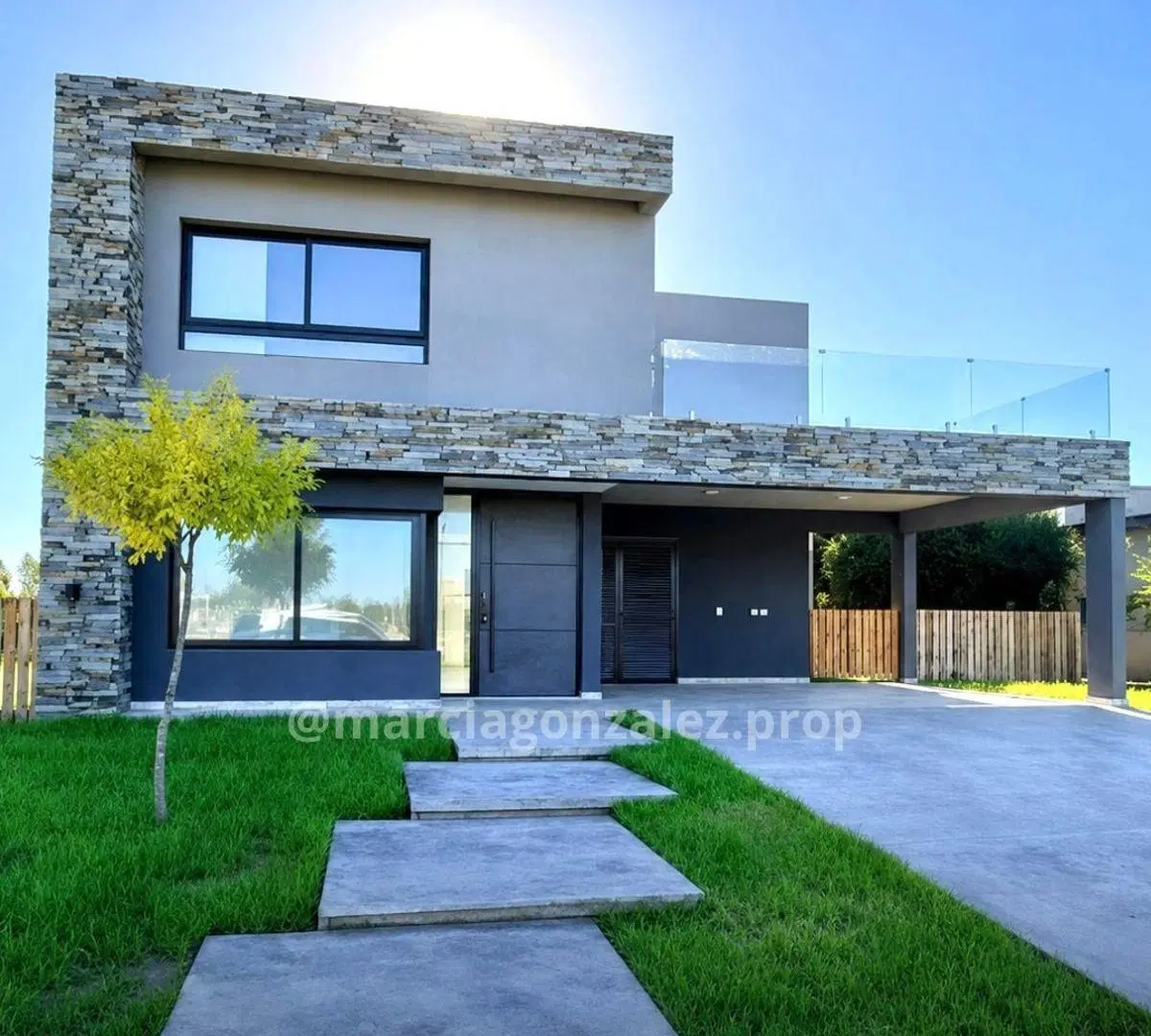 CASA A LA LAGUNA EN VENTA EN SAN SEBASTIAN 4