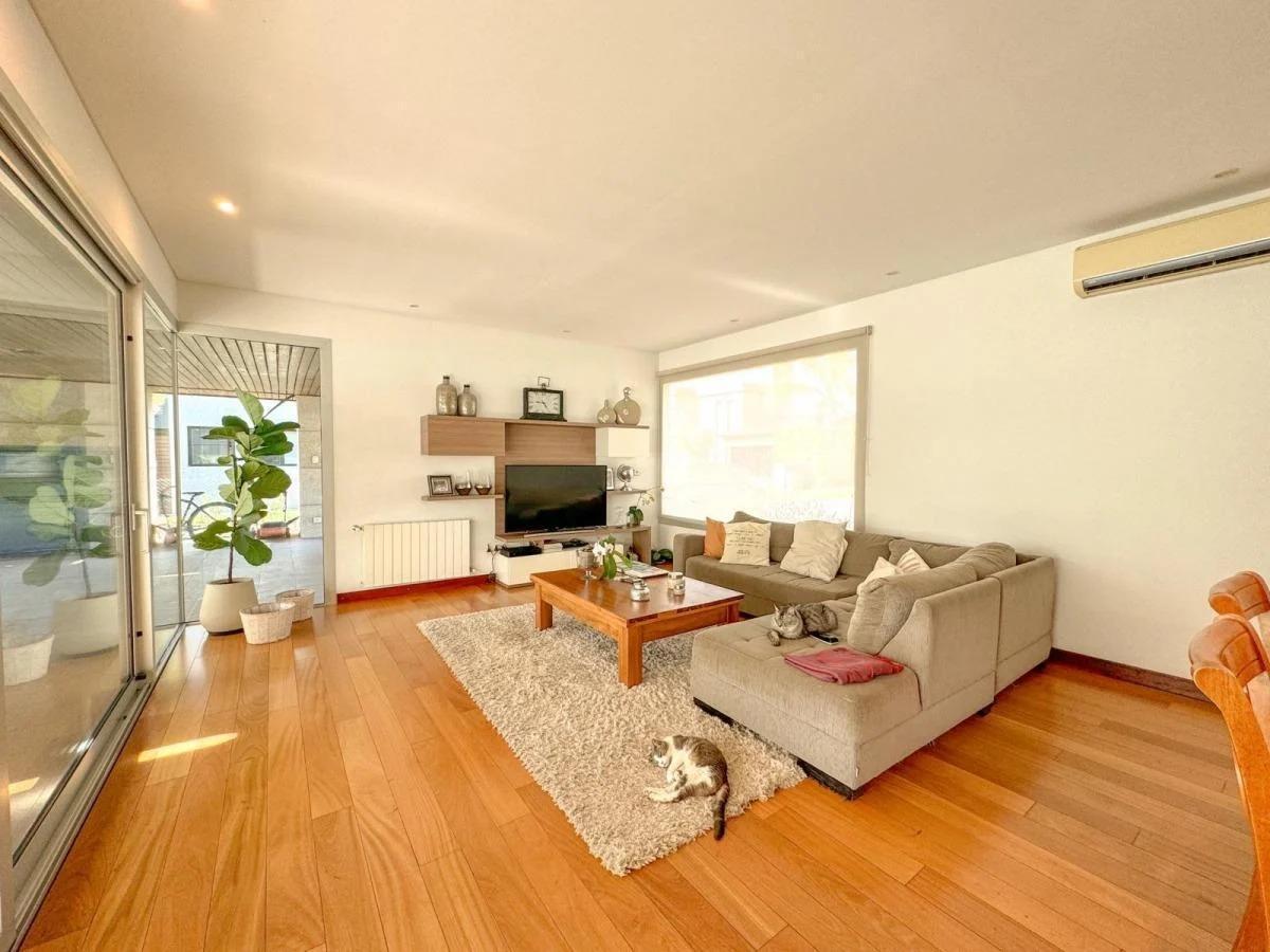 Casa en Venta de 3 Dorm., Funes Hill, - Barrio Cerrado - Funes 5