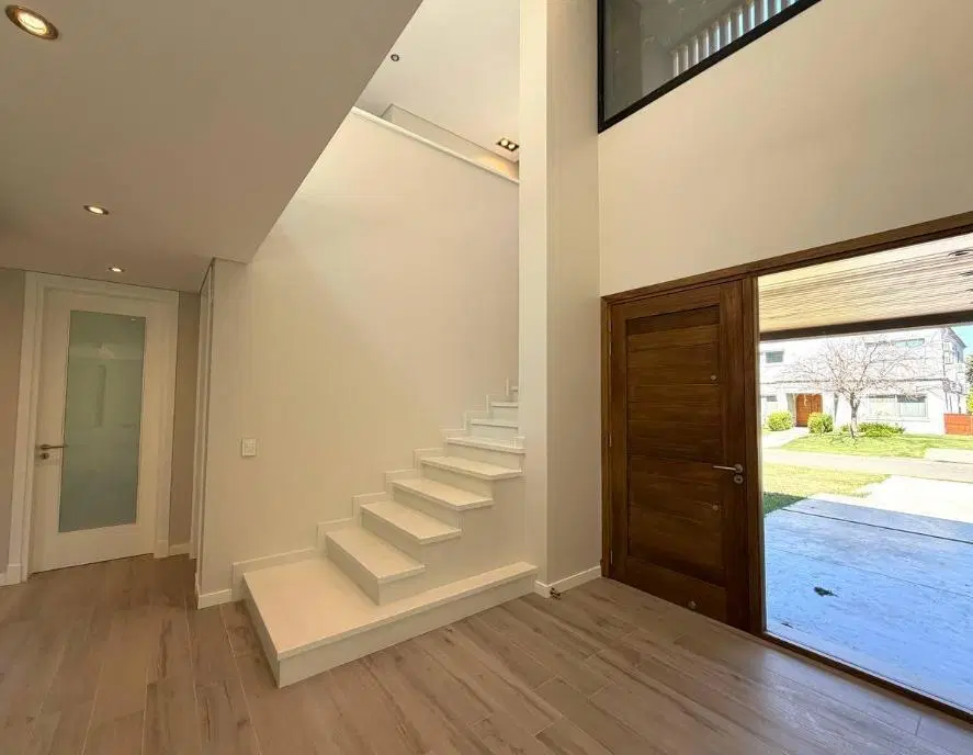 Casa 4 dormitorios en venta barrio cerrado Funes 2