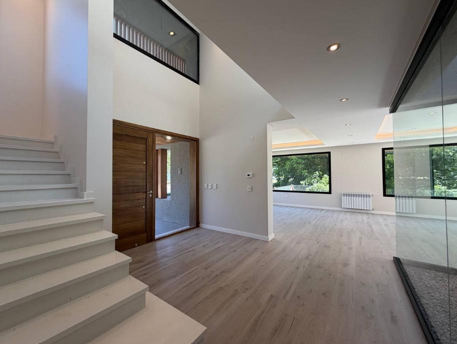 Casa 4 dormitorios en venta barrio cerrado Funes