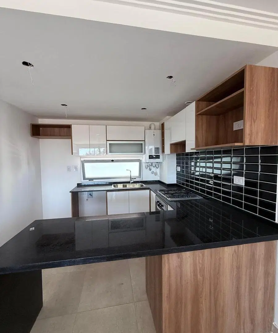 Departamento de 3 dormitorios a estrenar, en venta, Rosario 2