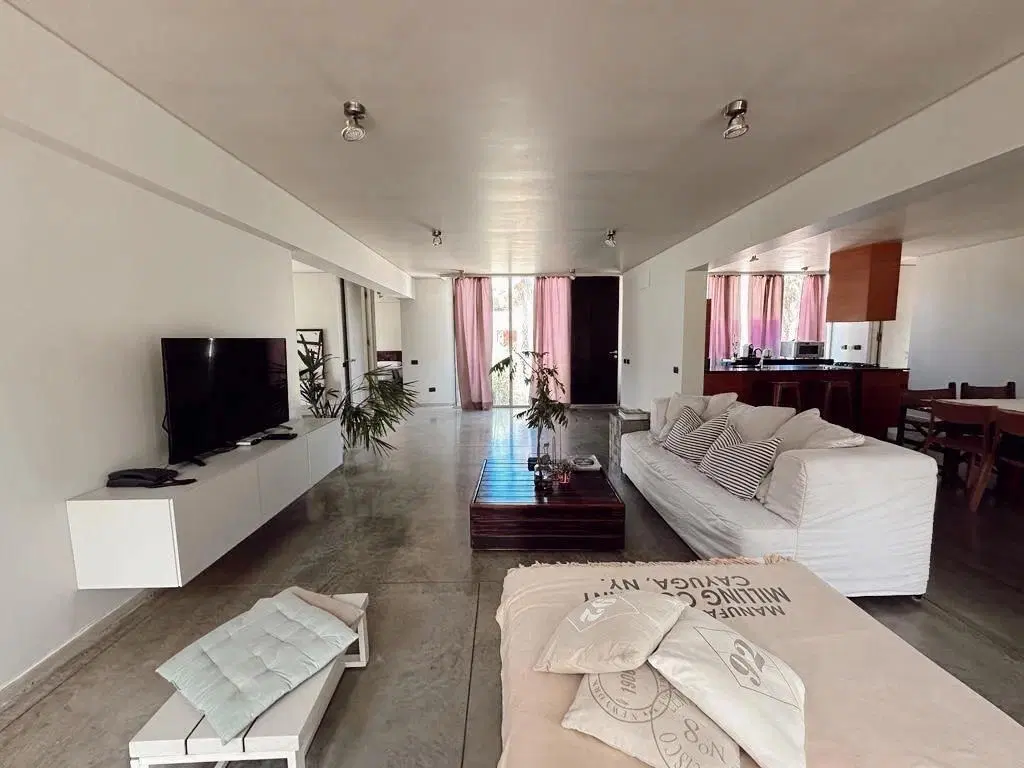 Casa 3 Dormitorios  en ALQUILER, Barrio Cerrado, Miraflores, Funes 3