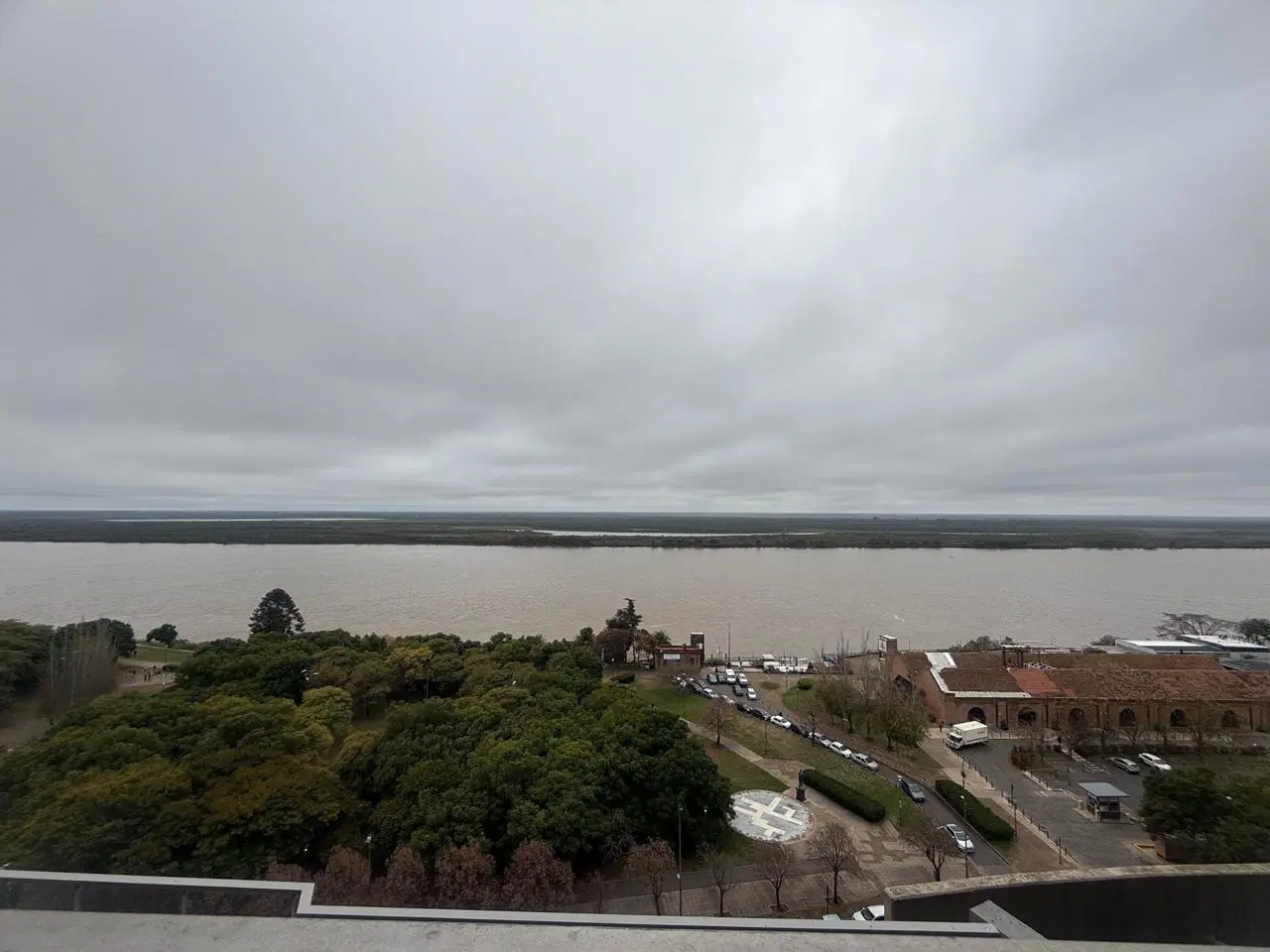 Departamento en venta 2 dormitorios vista río 8