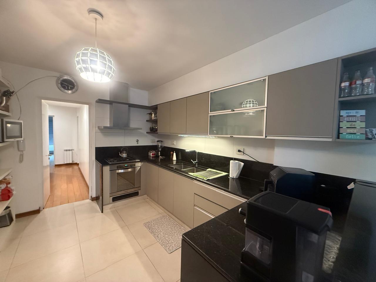 Foto de Departamento de 3 dormitorios en venta, imagen 3