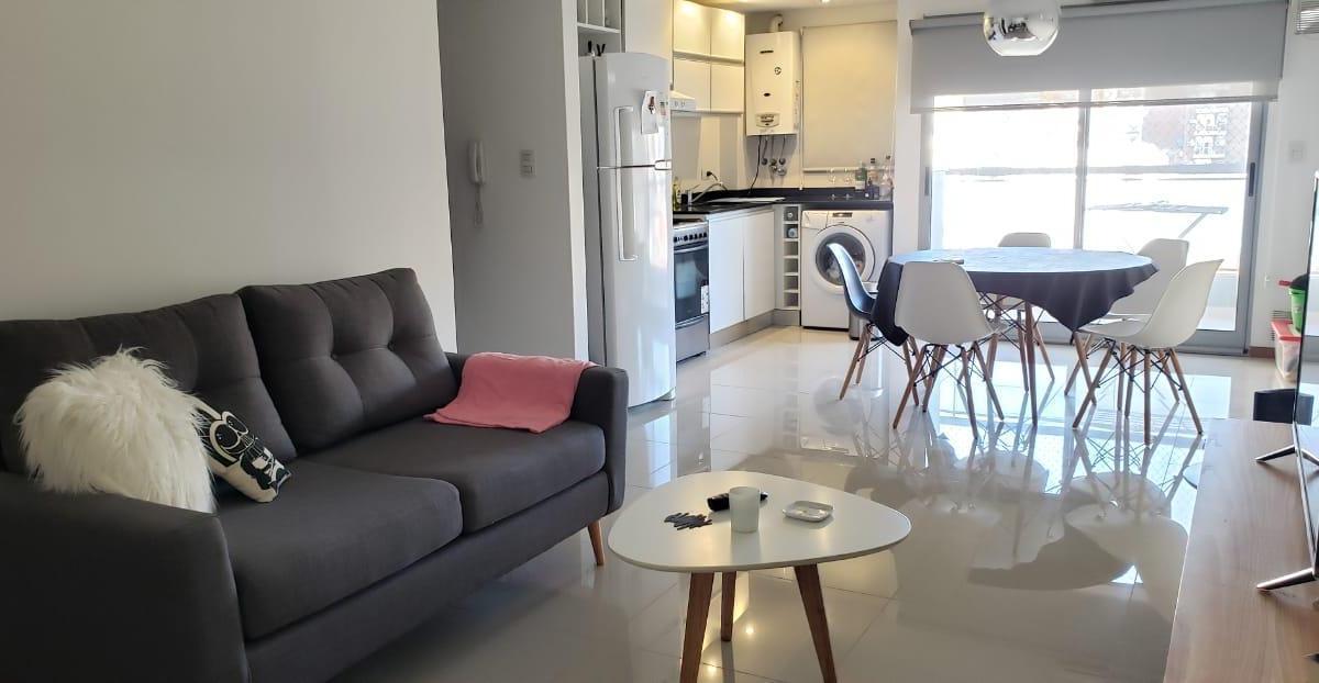 Foto de Departamento en alquiler de 1 dormitorio, Paraguay 1550 zona centro, imagen 1