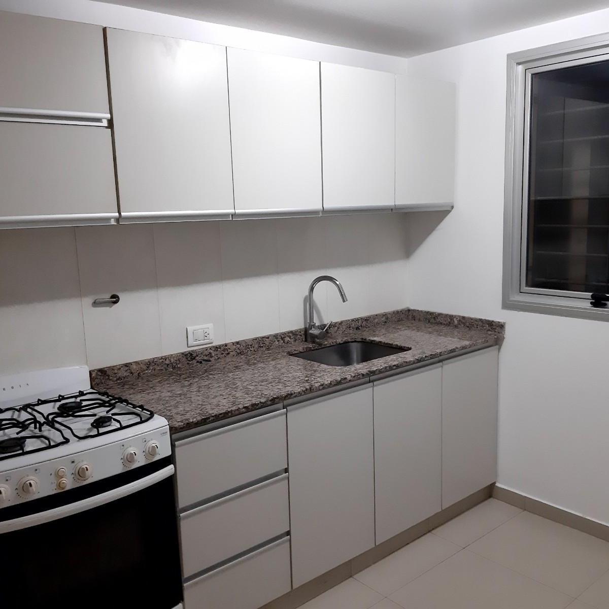Dpto de 2 Dorm. con Cochera en Dorrego 3