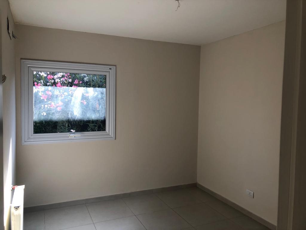 Inmobiliaria Leal Vende Casa en El Barrio Dalvian 2
