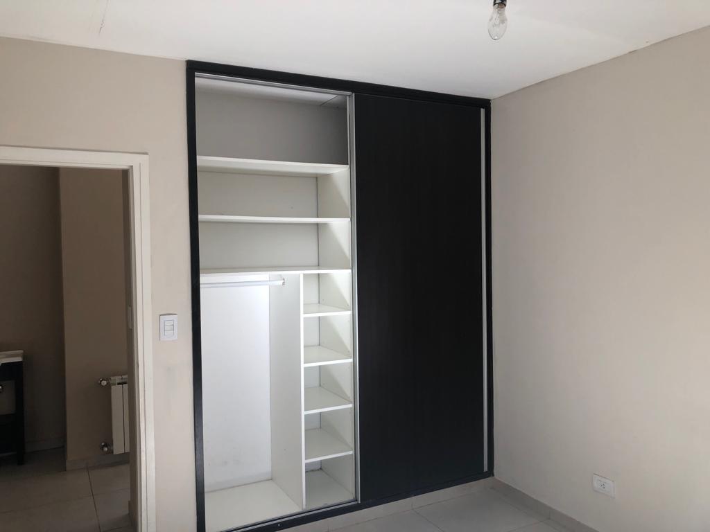 Inmobiliaria Leal Vende Casa en El Barrio Dalvian 3