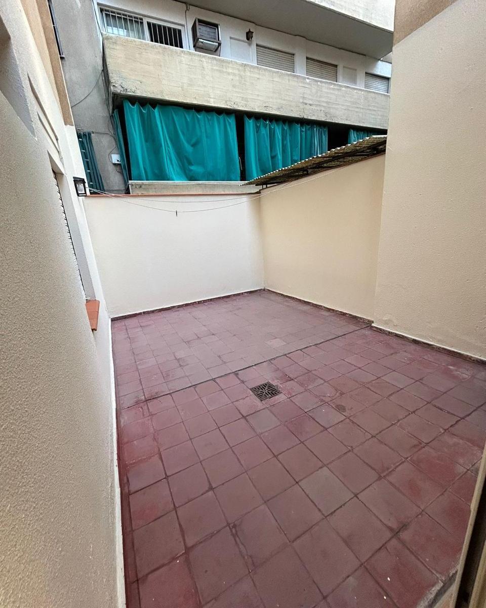 Departamento Centrico en Planta Baja de 2 Dorm. con Cochera 5