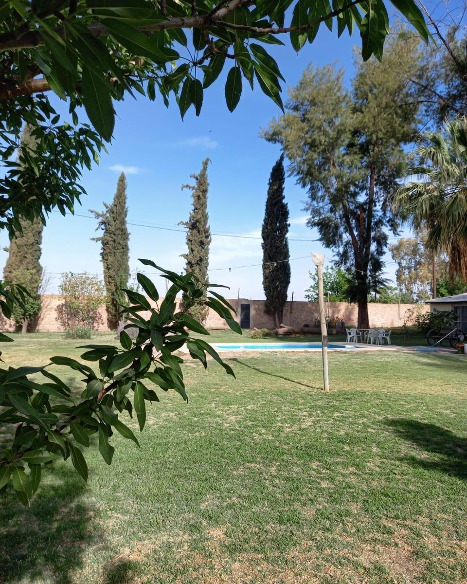 ¡Casa en Venta con Gran Terreno! 1