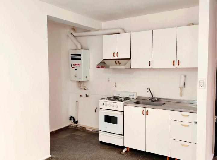 DPTP 1 DORMITORIO CALLE BELGRANO EN GODOY CRUZ 3