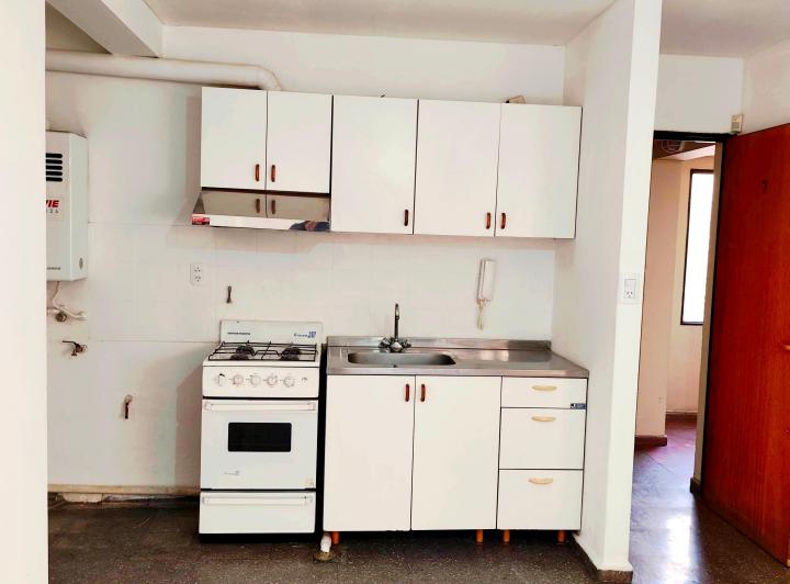 DPTP 1 DORMITORIO CALLE BELGRANO EN GODOY CRUZ 4