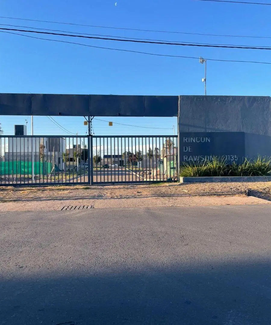LOTE EN VENTA - BARRIO RINCON DE RAWSON - APTO A PH 3