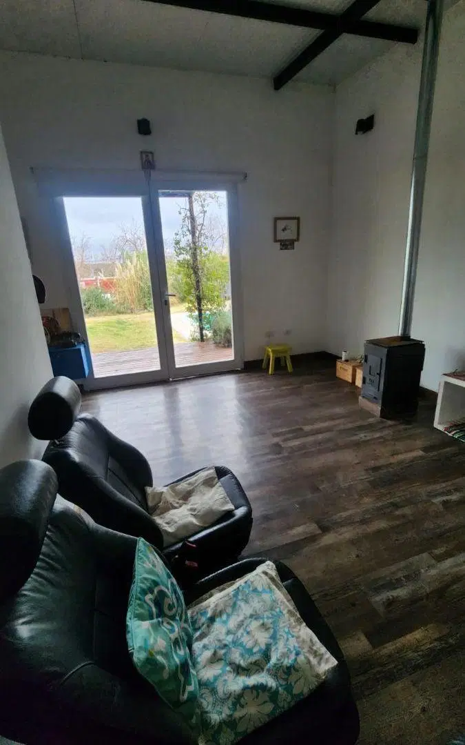 LEAL INMOBILIARIA ALQUILA CASA EN EL BARRIO TERRAZAS DE CHACRAS 5
