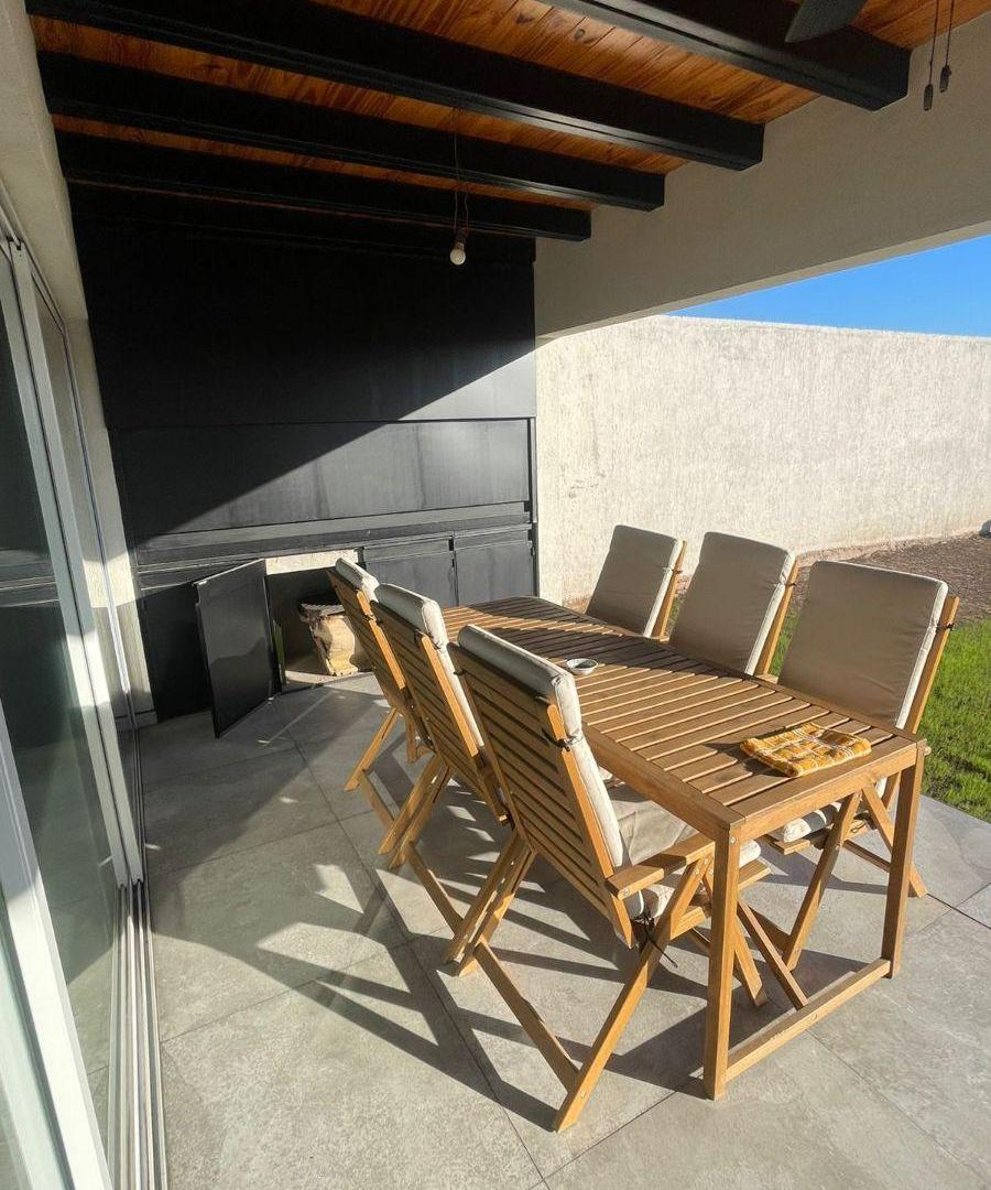 Foto de CASA EN VENTA – BARRIO LAS RETAMAS, imagen 3