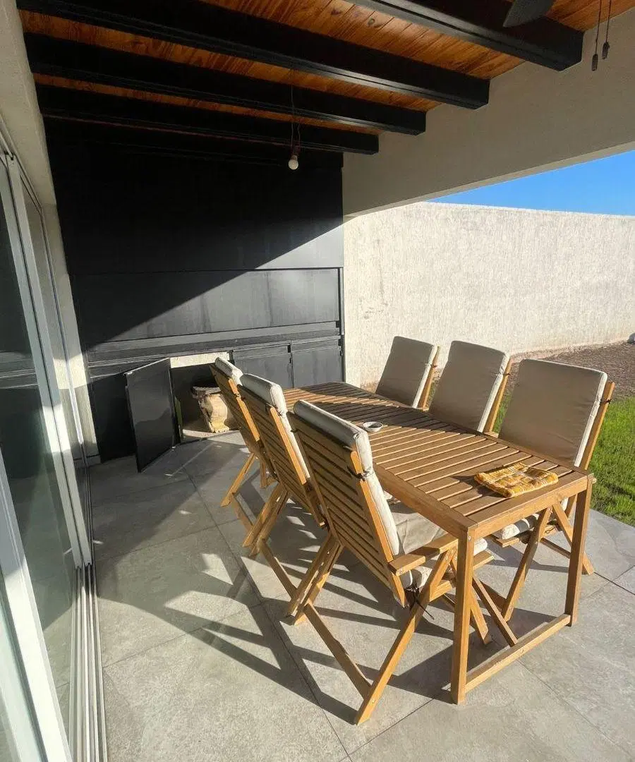 CASA EN VENTA – BARRIO LAS RETAMAS 3