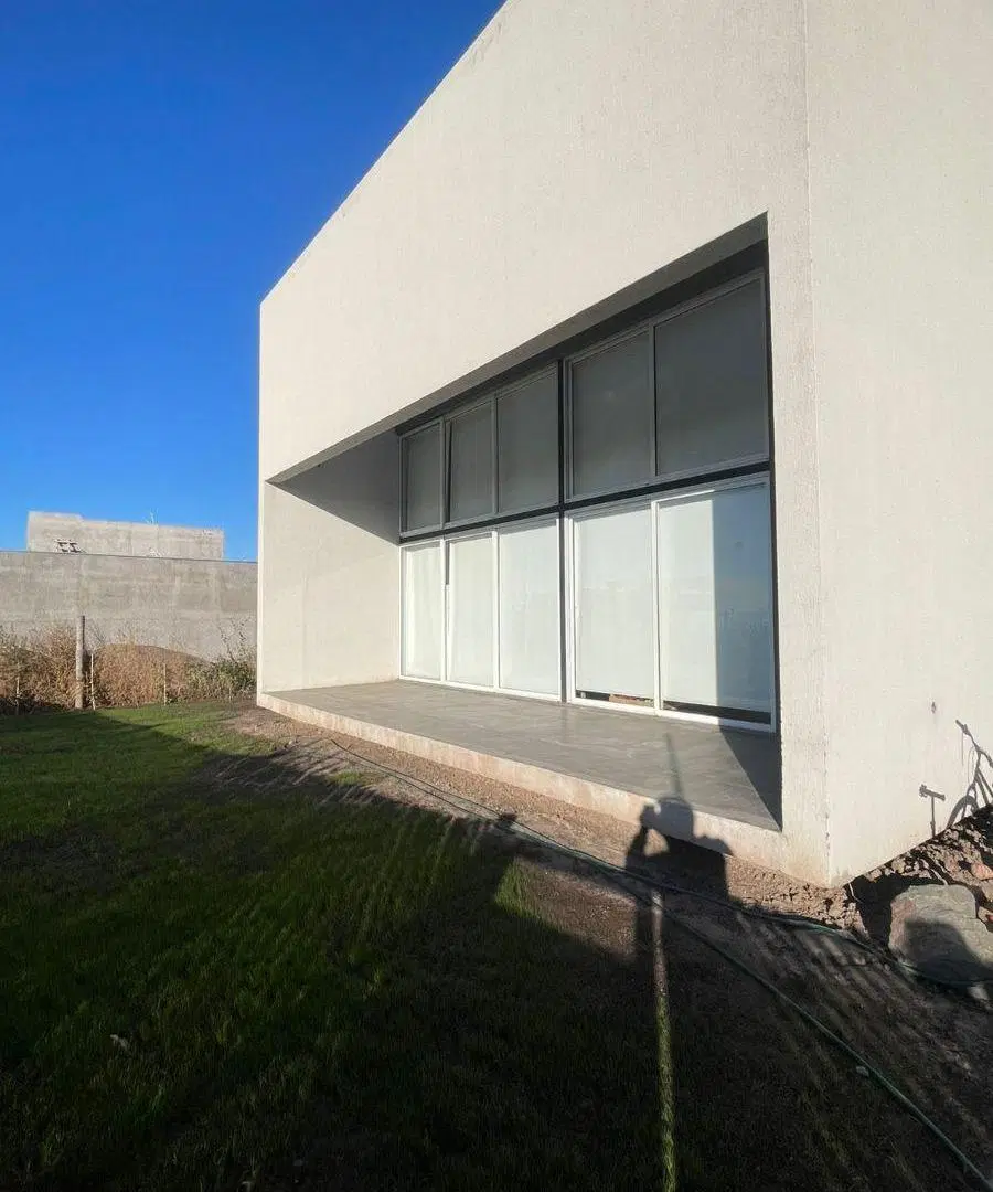 CASA EN VENTA – BARRIO LAS RETAMAS 2