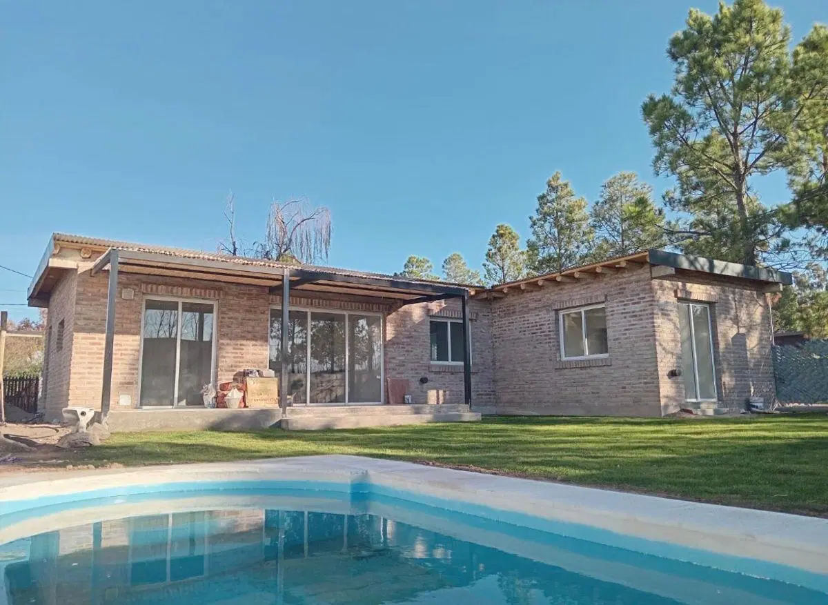 CASA EN ALQUILER - TERRAZAS DE CHACRAS 4