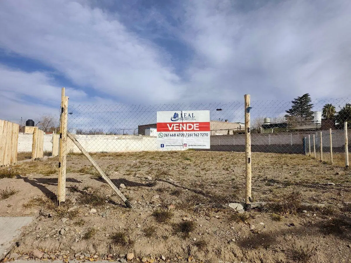 LOTE BARRIO PRIVADO EN GODOY CRUZ 4