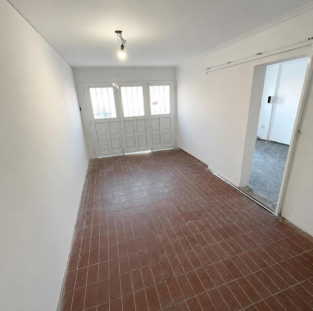 Foto de DEPARTAMENTO EN ALQUILER - LAS HERAS, imagen 2