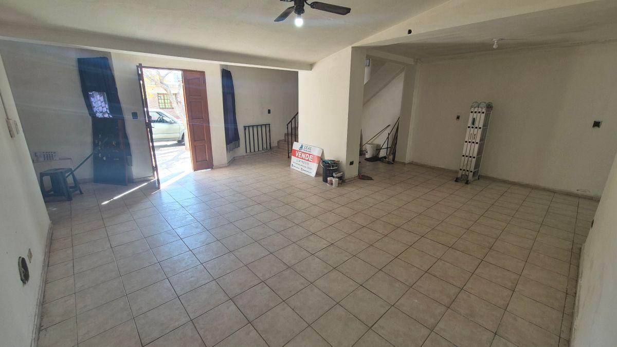 Foto de CASA AMPLIA EN VENTA EN GUAYMALLÉN – IDEAL PARA FAMILIA NUMEROSA O, imagen 2